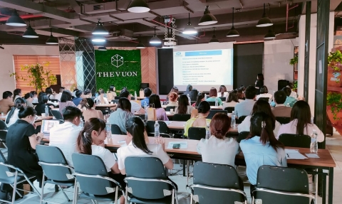 Tổ chức hội thảo chăm sóc da Hà Nội Spotlight on Skincare tại The Vuon Luxury Garden Office