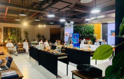  Không gian tổ chức sự kiện tri ân ấm cúng tại The Vuon