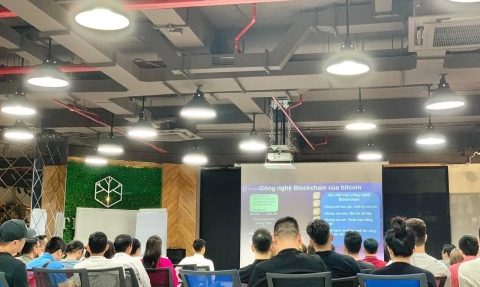 Hội thảo blockchain tại Hà Nội: Đón sóng tiền số cùng Meta Vietnam Cats Co tại The Vuon