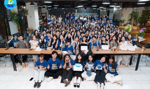 Đội Tình nguyện Xung kích Học viện Báo chí & Tuyên truyền tổ chức sự kiện sinh nhật Twinkle Whimsy tại The Vuon