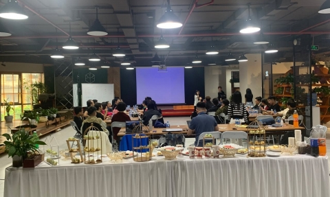 Thời Trang Tổng Hợp tổ chức sự kiện training nội bộ tại The Vuon