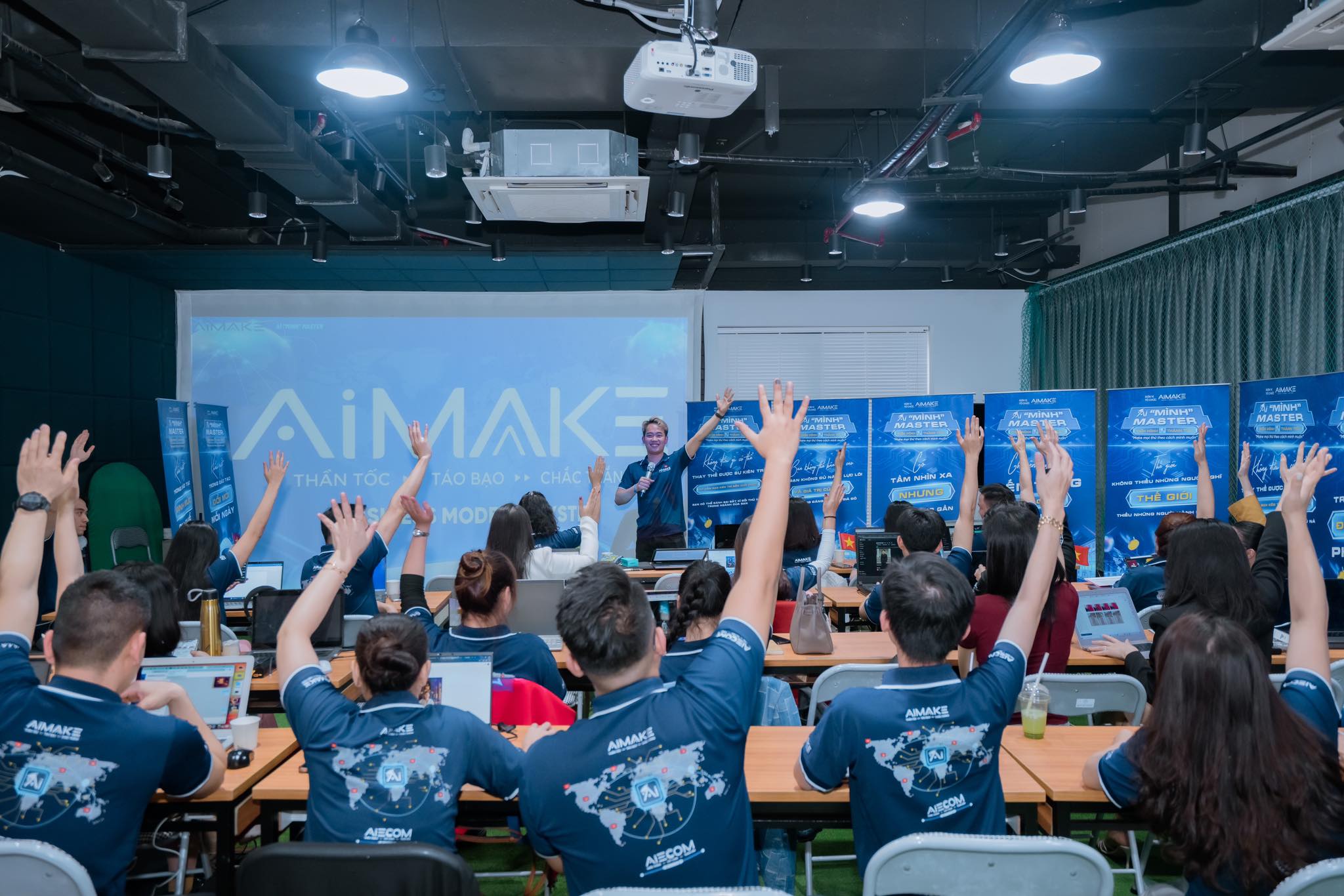AIMAKE thuê The Vuon làm địa điểm tổ chức lớp học chuyên đề 