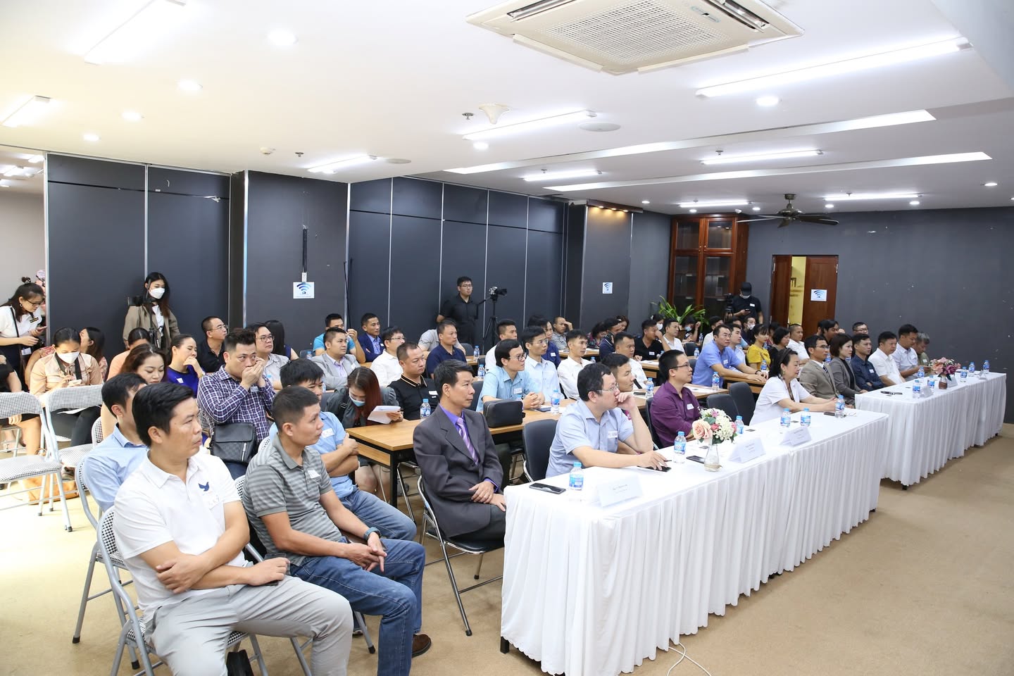 Sự kiện ra mắt sản phẩm máy lọc nước ion kiềm tại The Vuon