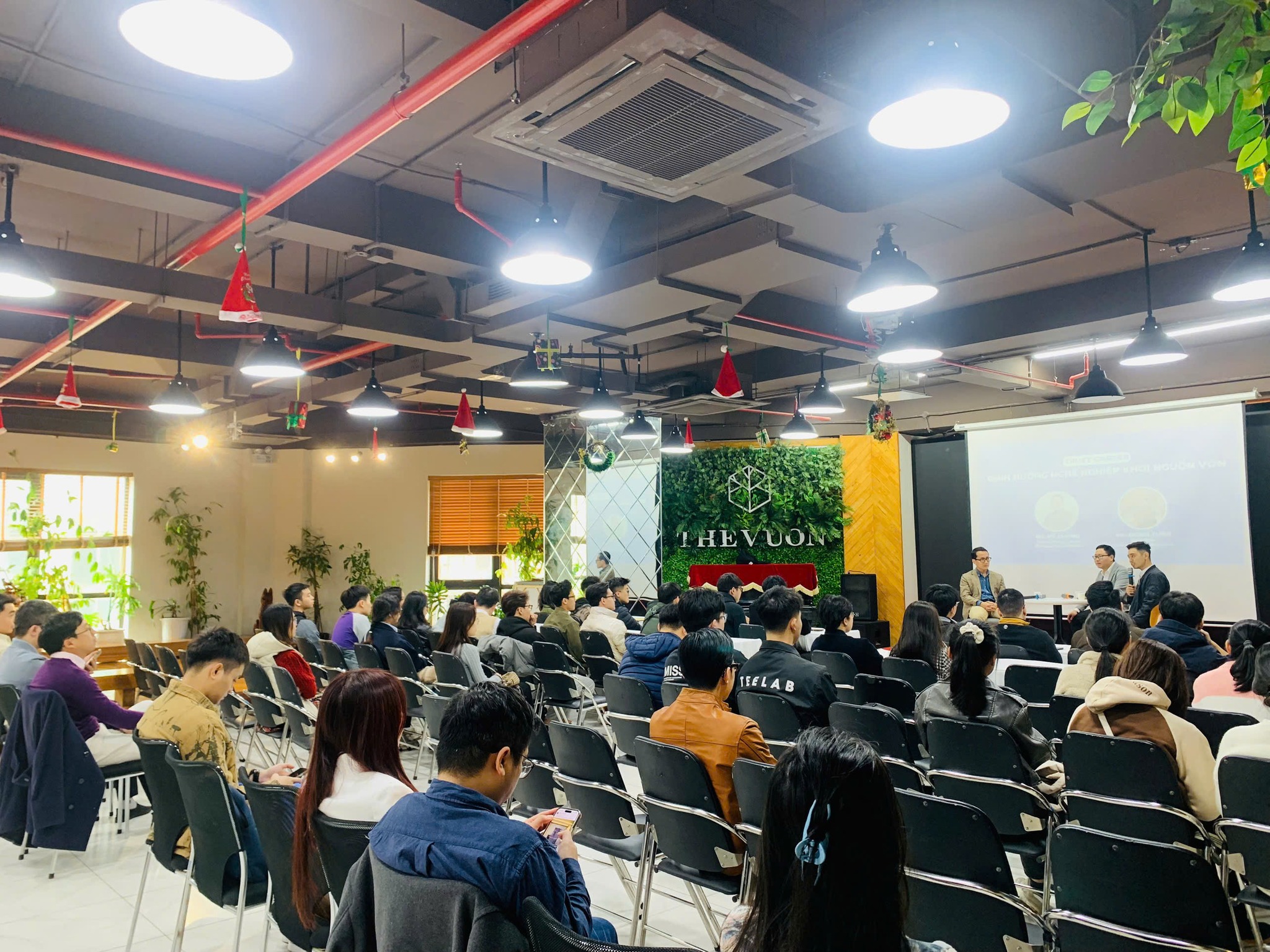 Sự kiện định hướng nghề nghiệp cho khối Nguồn vốn tại The Vuon
