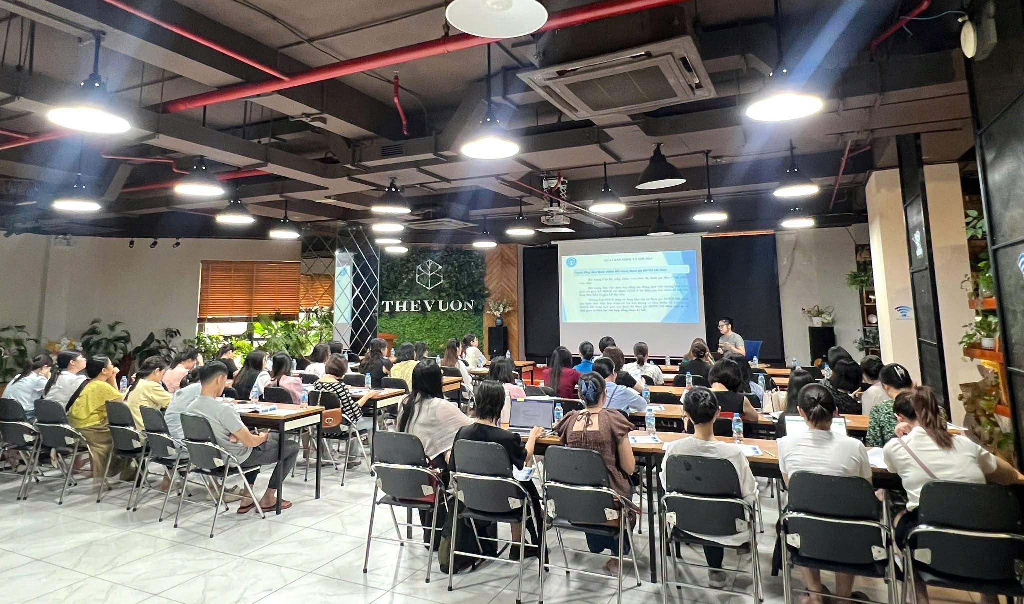 Nhìn lại lớp tập huấn BHXH, BHYT, BHTN 2026 cùng EFY Việt Nam tại The Vuon