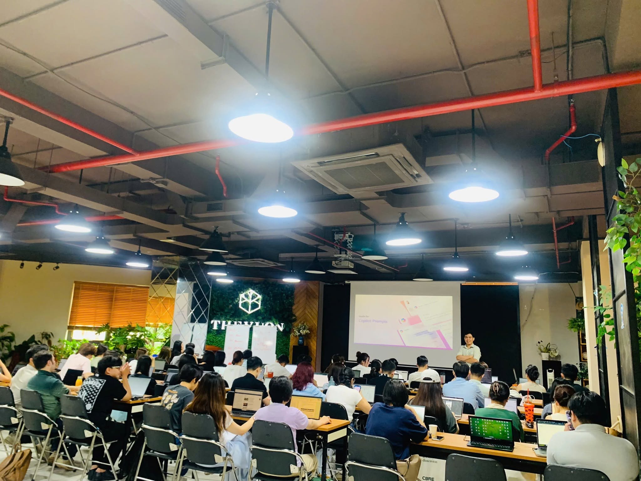 Khoá học đào tạo AI cùng Trainocate Việt Nam tại The Vuon Hà Nội 