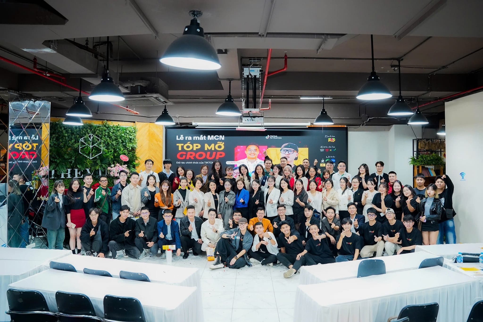 lễ ra mắt network MCN TOP Mỡ Group tại The Vuon