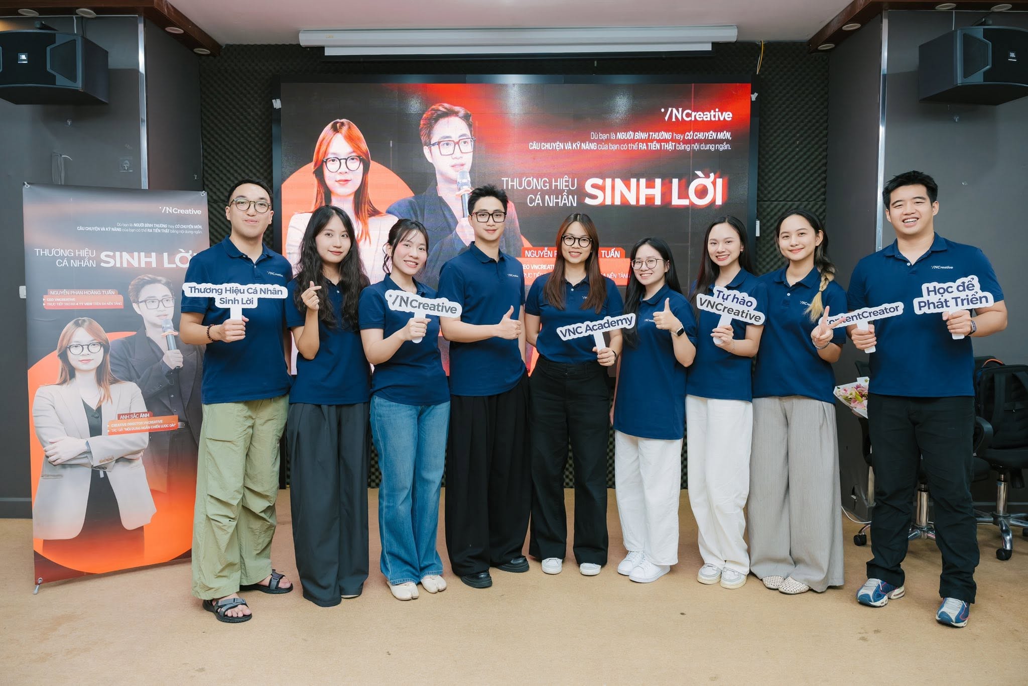 Bùng nổ cảm hứng tại talkshow thương hiệu cá nhân cùng VN Creative tại The Vuon 