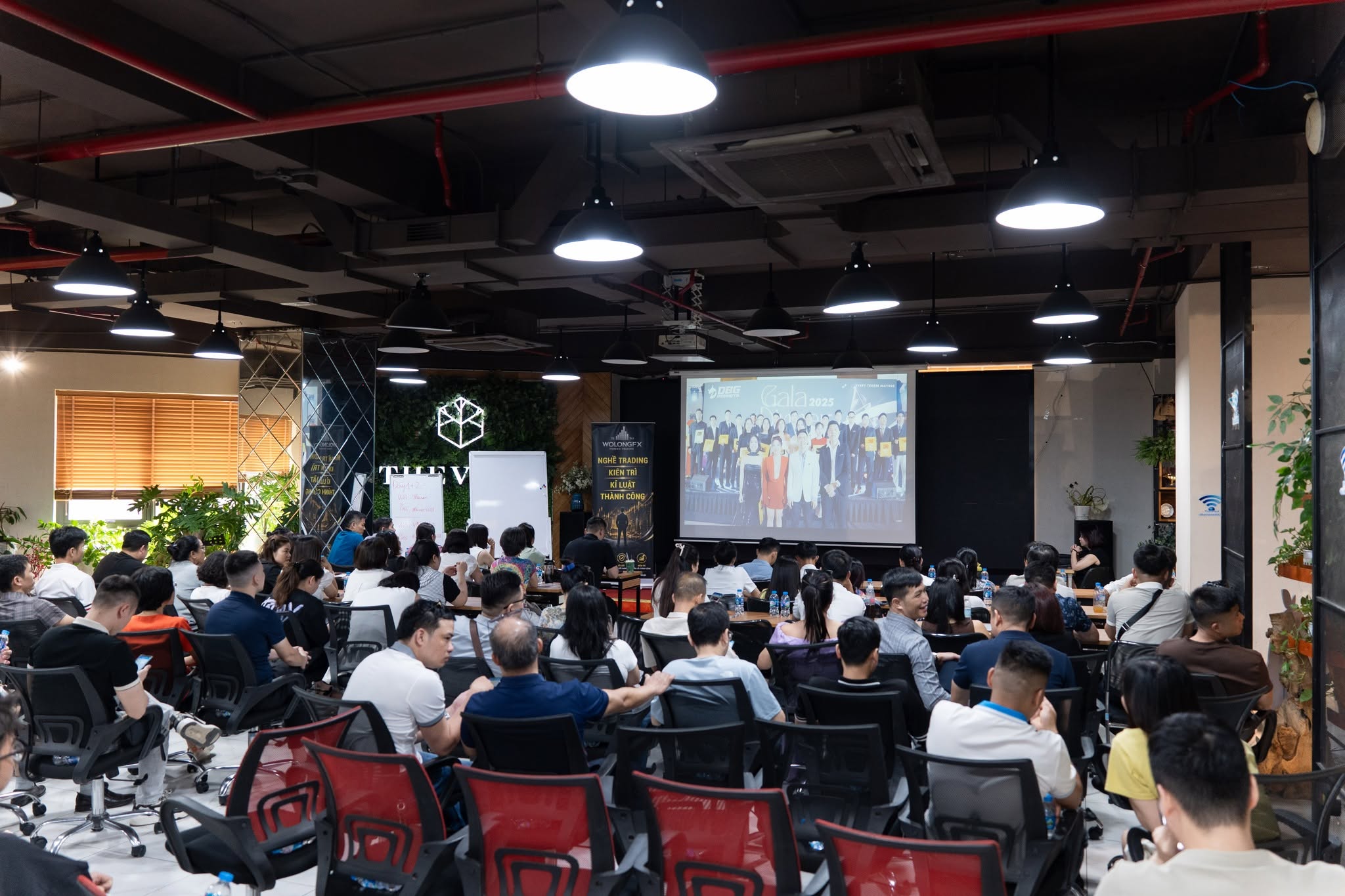 Talkshow trading Wo Long FX tại không gian đẳng cấp tại The Vuon
