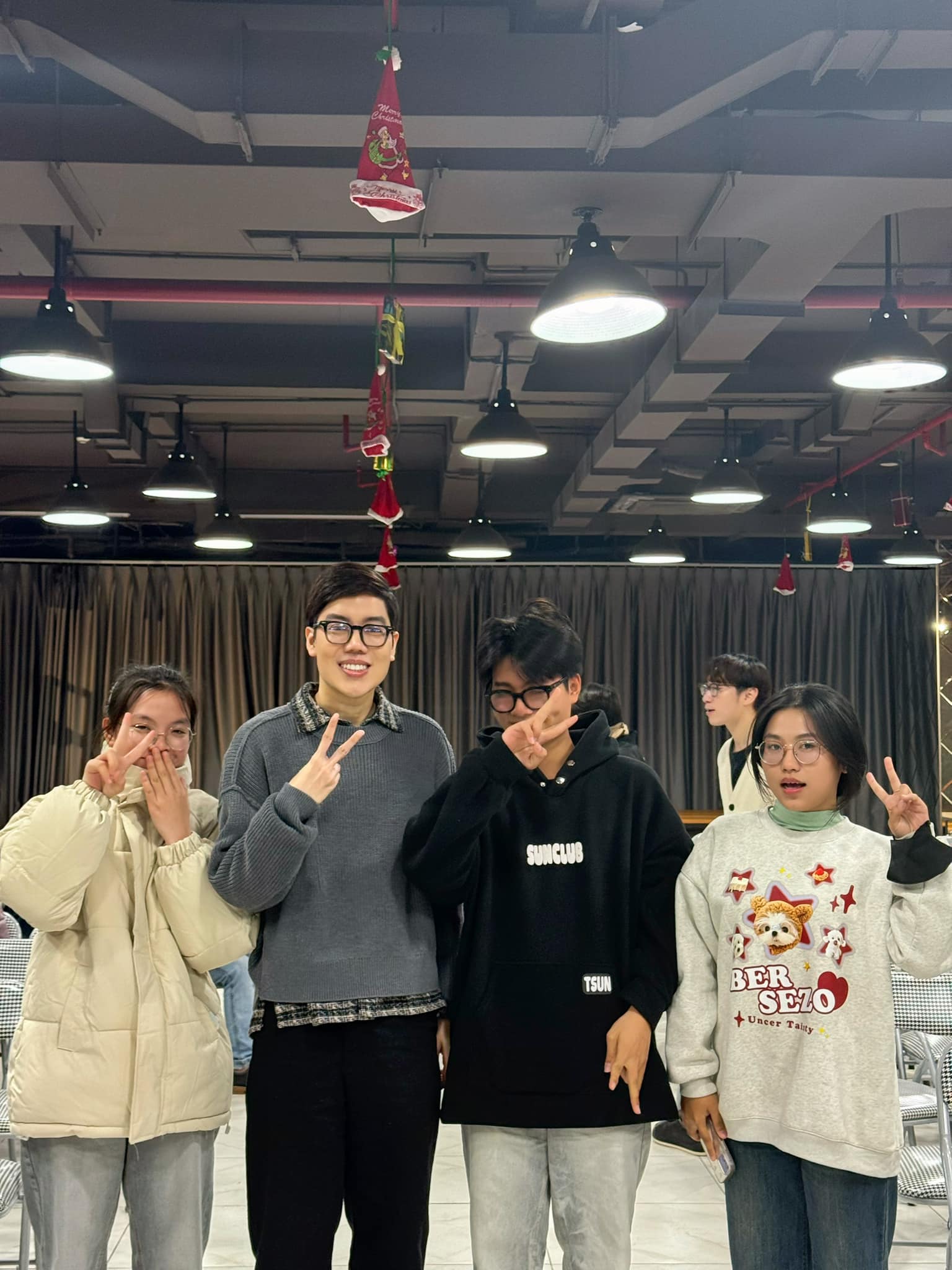 Workshop dạy IELTS của thầy Huy với chứng chỉ IELTS 9.0 tại The Vuon 