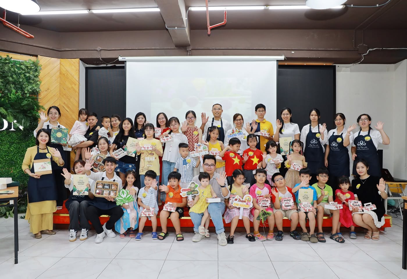 Workshop làm bánh trung thu cho bé tại The Vuon