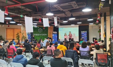 Hội thảo quyền trẻ em và ngôn ngữ ký hiệu gây xúc động tại The Vuon