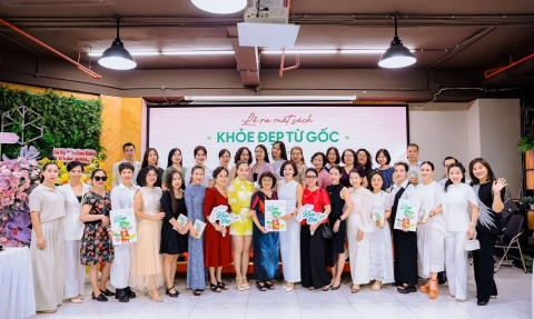 Lễ ra mắt sách “Khỏe đẹp từ gốc” tại The Vuon Hà Nội 