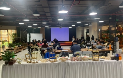 Thời Trang Tổng Hợp tổ chức sự kiện training nội bộ tại The Vuon