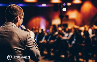 Talkshow là gì? Hướng dẫn tổ chức talkshow chuyên nghiệp và hiệu quả