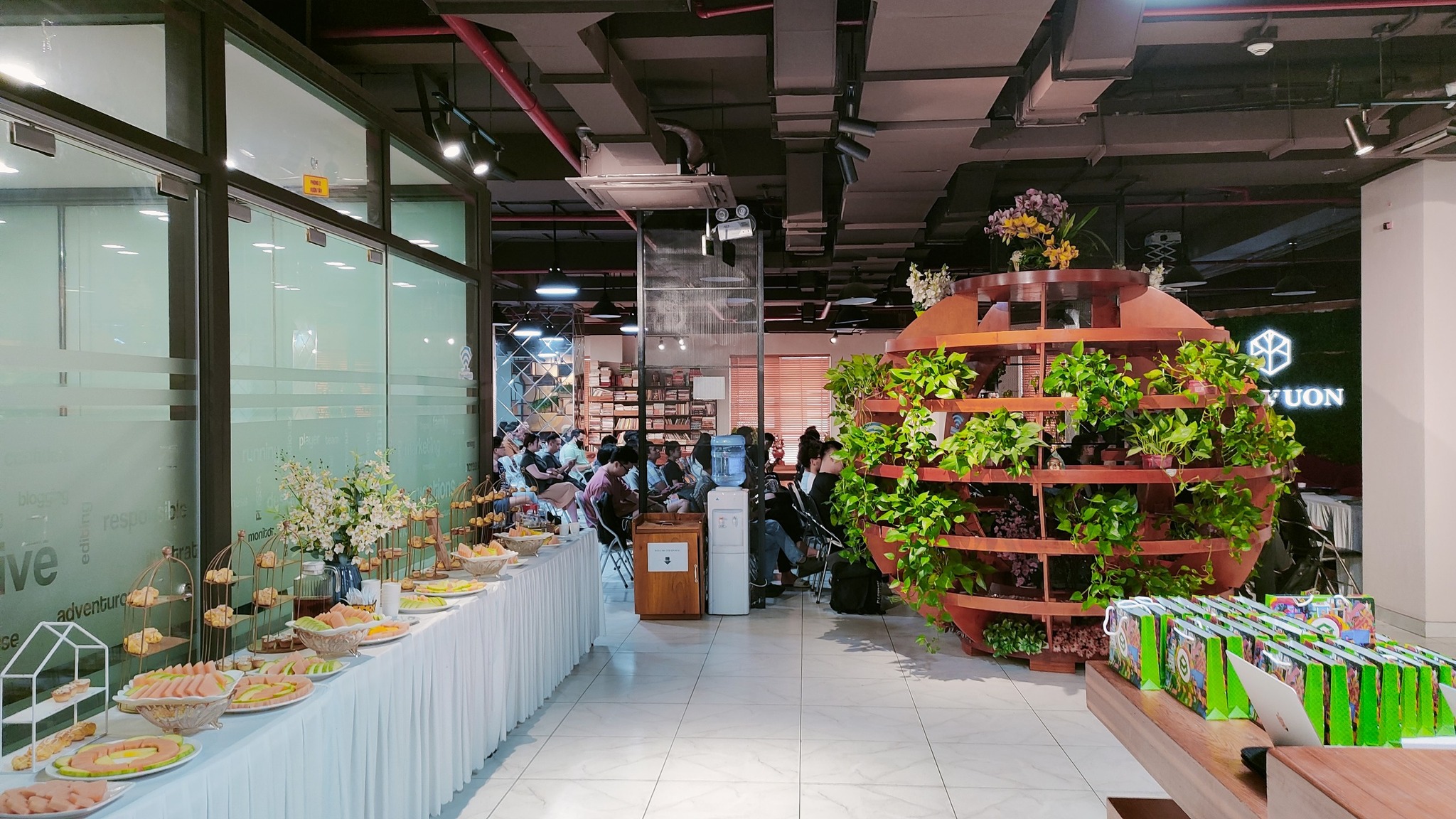 Sự kiện Merchize Việt Nam về thị trường Amazon và xu hướng Amazon Ornament