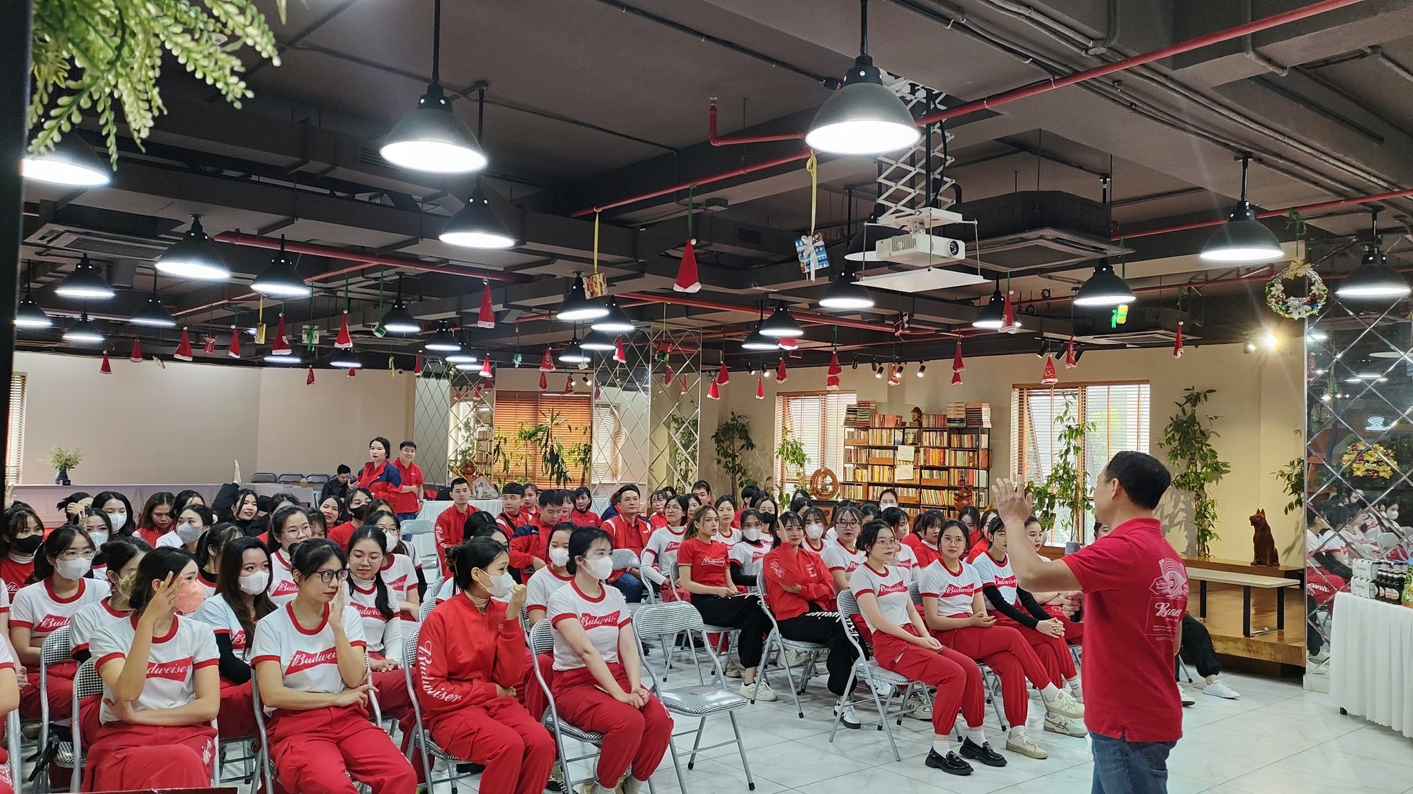 Budweiser training tại The Vuon 
