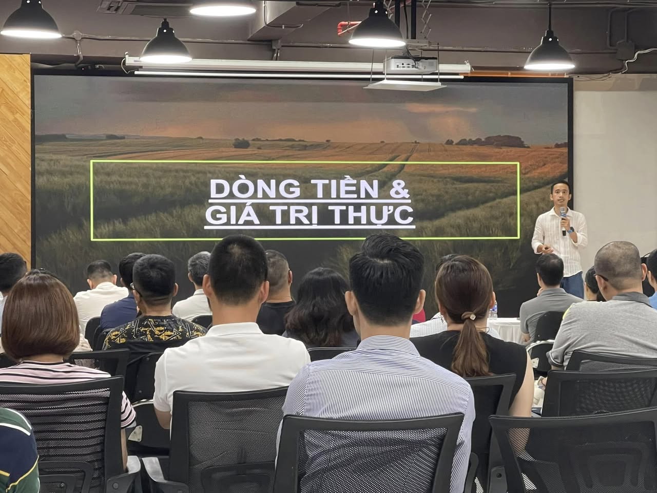Workshop bất động sản cùng CK Capital tại The Vuon: Đón sóng BĐS 2024-2025