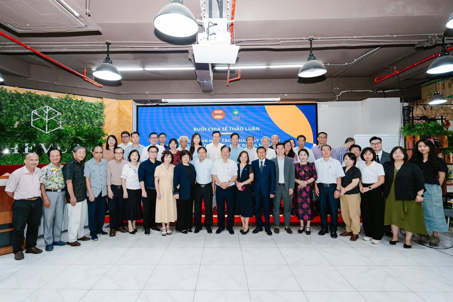 Hội thảo Khoa học & Công nghệ tại The Vuon: Khơi dậy sức mạnh đổi mới