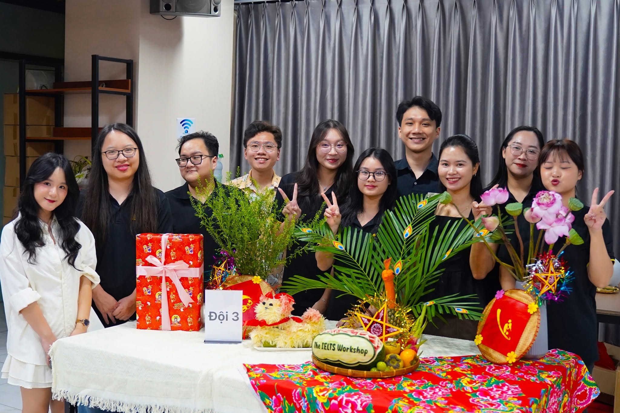 Moonmarkers The Ielts - Make The Moon cùng The Ielts tại The Vuon