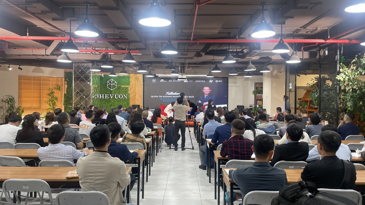 Talkshow Quản trị Doanh nghiệp cùng Võ Quang Huệ tại The Vuon