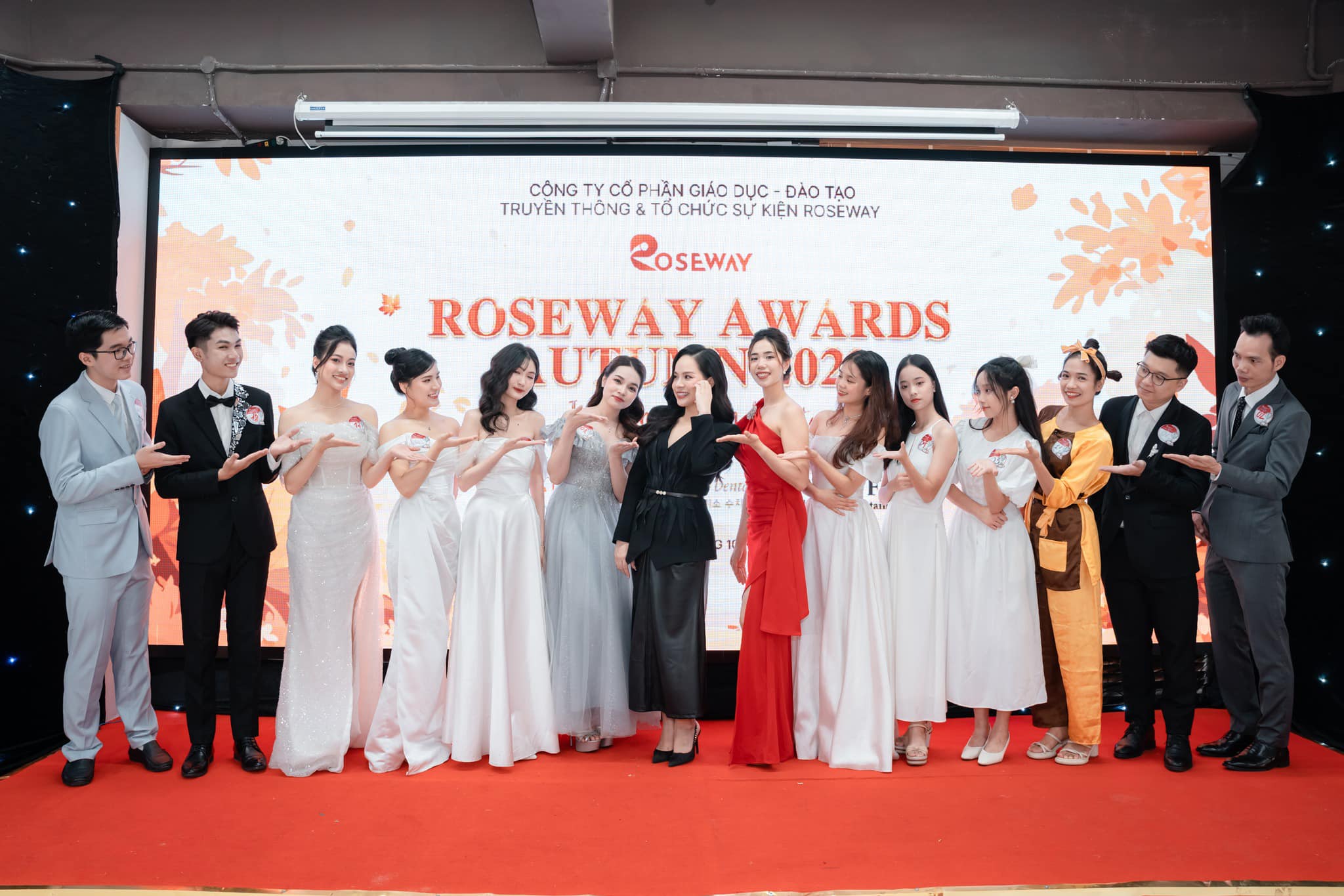 Roseway lựa chọn The Vuon làm địa điểm tổ chức lễ tốt nghiệp