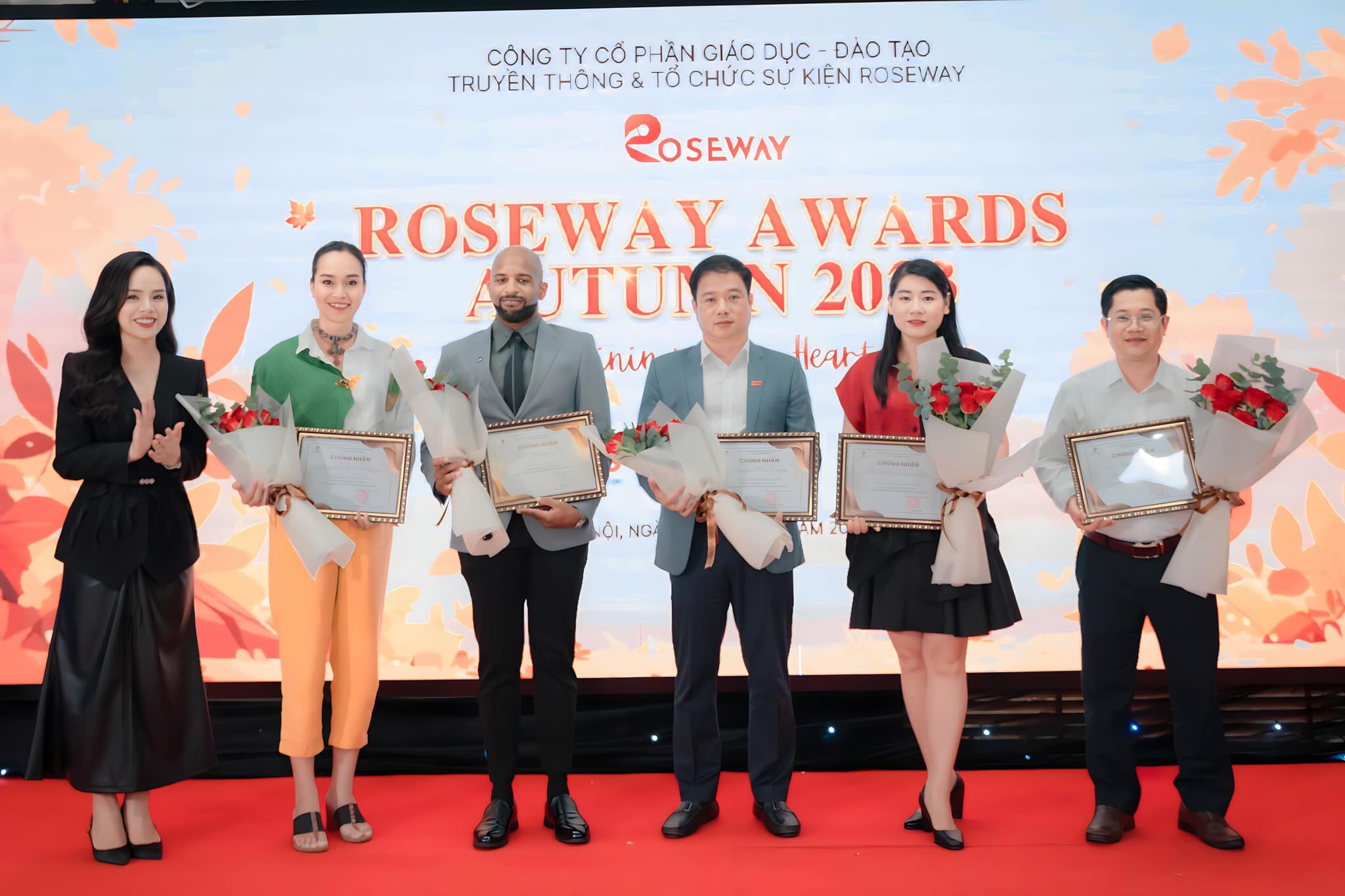 Roseway lựa chọn The Vuon làm địa điểm tổ chức lễ tốt nghiệp