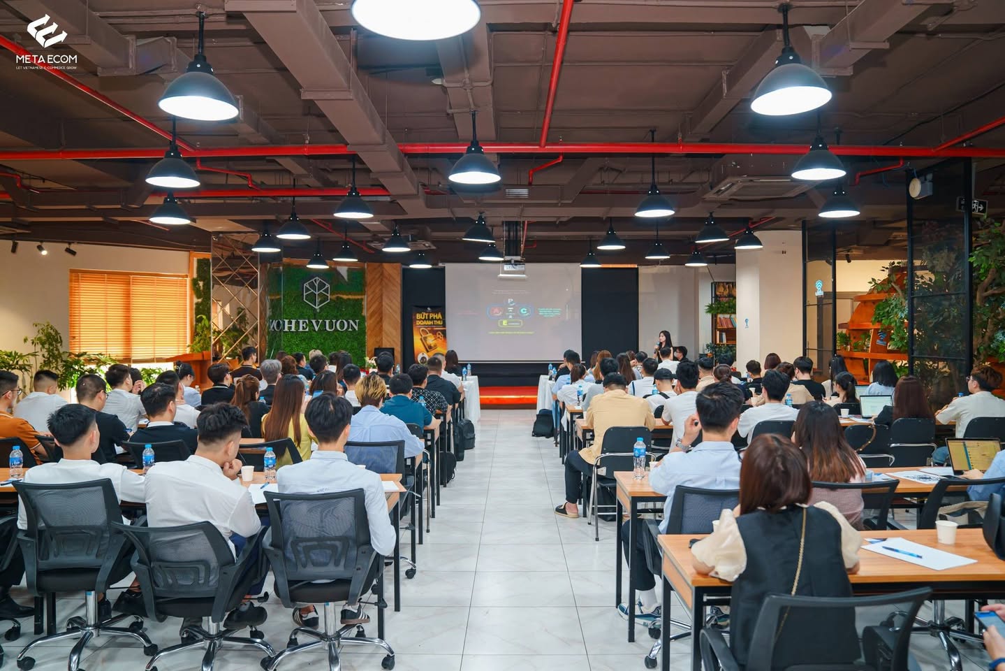  Private Talkshow “Bứt Phá Doanh Thu” – Meta Ecom khuấy động chiến lược Ads tại The Vuon