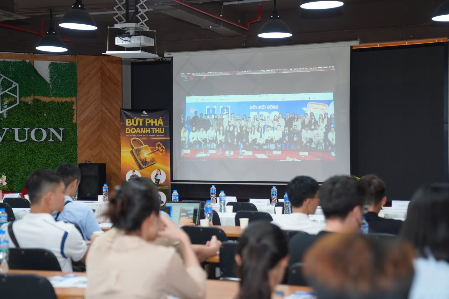  Private Talkshow “Bứt Phá Doanh Thu” – Meta Ecom khuấy động chiến lược Ads tại The Vuon