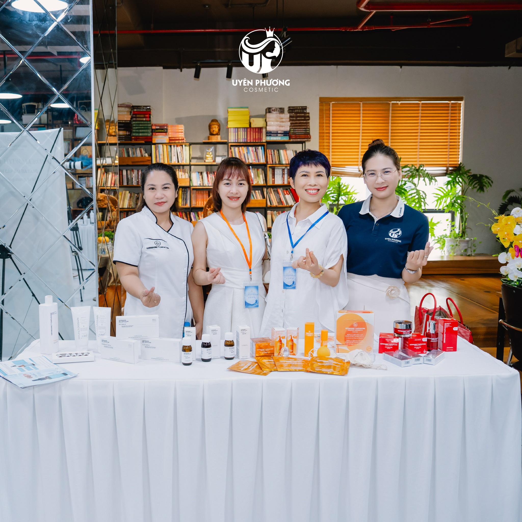 Uyen Phuong Professional Cosmetic tổ chức hội thảo ngành làm đẹp Hà Nội tại The Vuon 