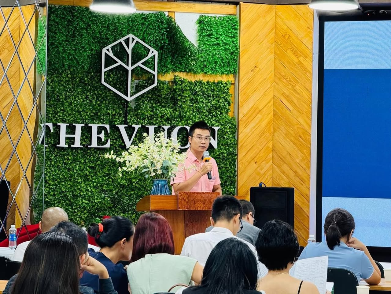 Viewest CoFarming tổ chức đại hội đồng cổ đông tại The Vuon 